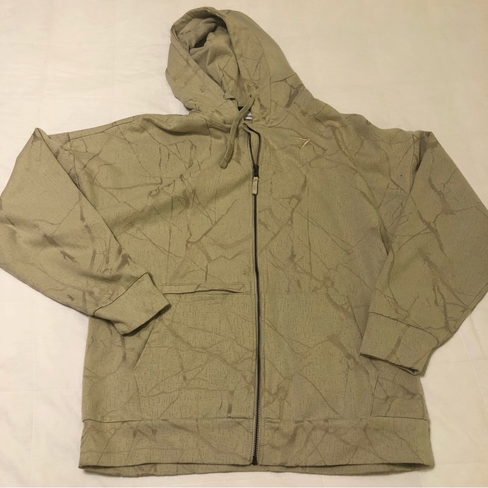 Gymshark jacket, beige, EUC